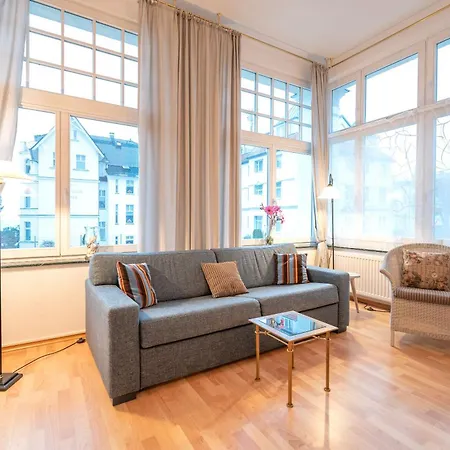 Kurfuerst, App 02 Apartment *