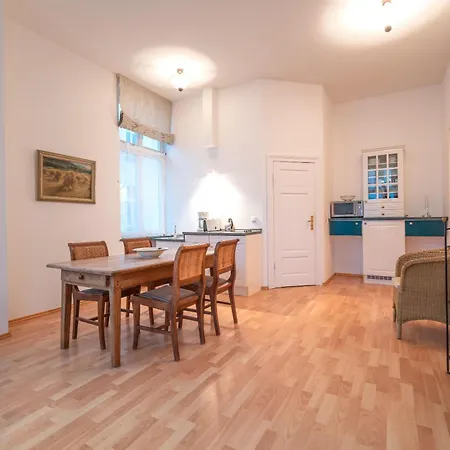 Kurfuerst, App 02 Appartement